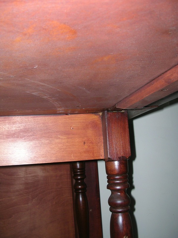 Gate leg drop leaf table BEAUTIFUL CONDITION, 72" x 44" open, 24" x 44" closed gallery