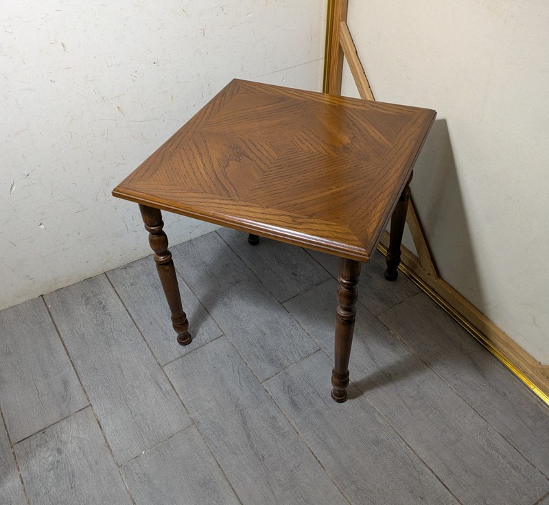 Vintage Rustic Country Parquet Oak Wood Small Side Table Plant Stand Turned Legs
