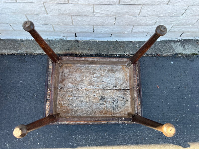 Antique 18th Century English Oak Tavern Table gallery