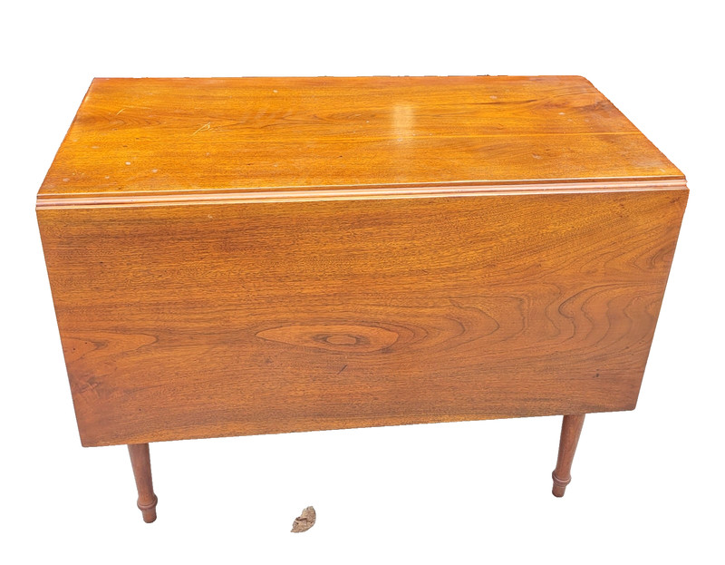 ANTIQUE SHERATON PERIOD WALNUT GATELEG TABLE WITH DRAWER