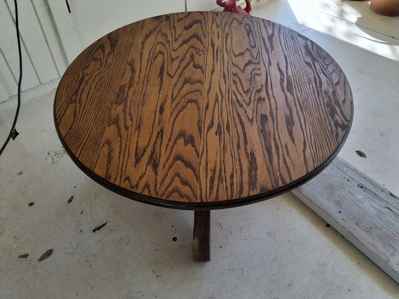 0606A Round Oak Coffee Table 36 Inch Diameter PICK UP ONLY gallery