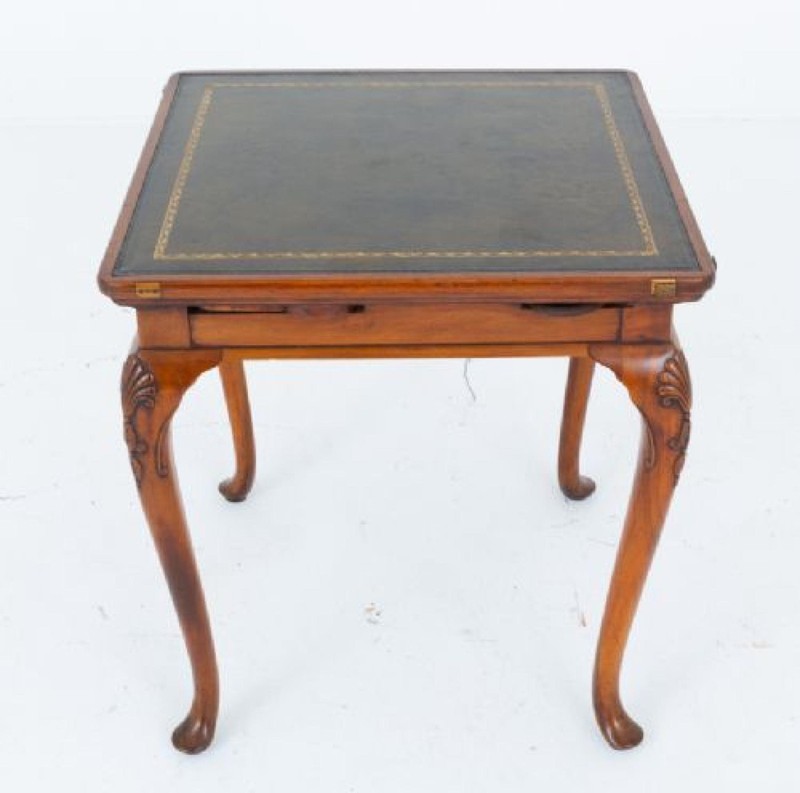 Queen Anne Games Table Card Walnut gallery