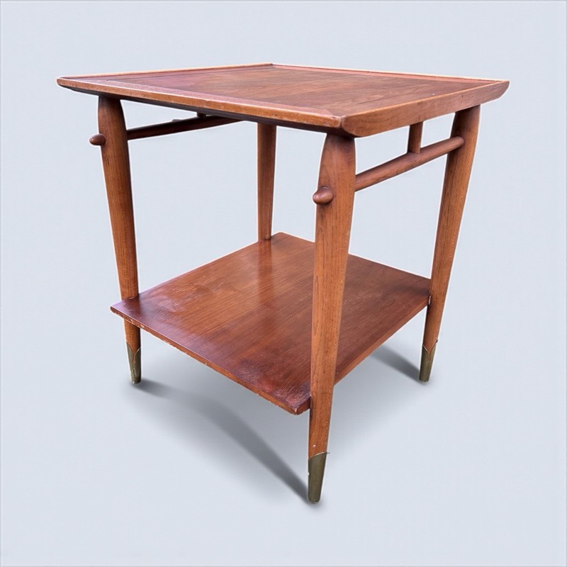 Elegant Robsjohn Gibbings Style Brass Tipped Walnut Copenhagen Lane Side Table gallery