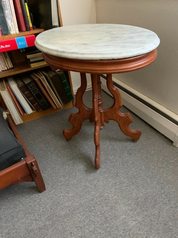 Vintage Solid Maple Oval Table w/Marble Top in Excellent Condition NO SHIPPING L