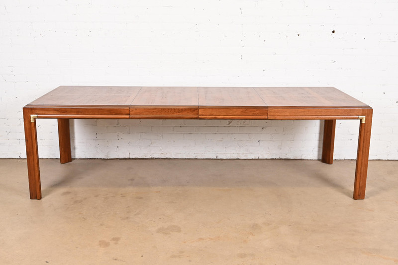 Drexel Heritage Mid-Century Hollywood Regency Walnut Extension Dining Table gallery