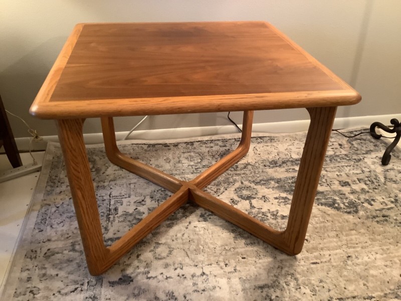 Mid Century Modern LANE Altavista Walnut Finish Side, End Table