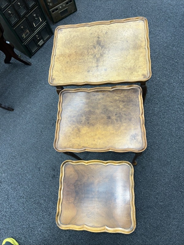 English Nesting Tables by Bevan Funnell Reprodux set of 3 tables Vintage England gallery