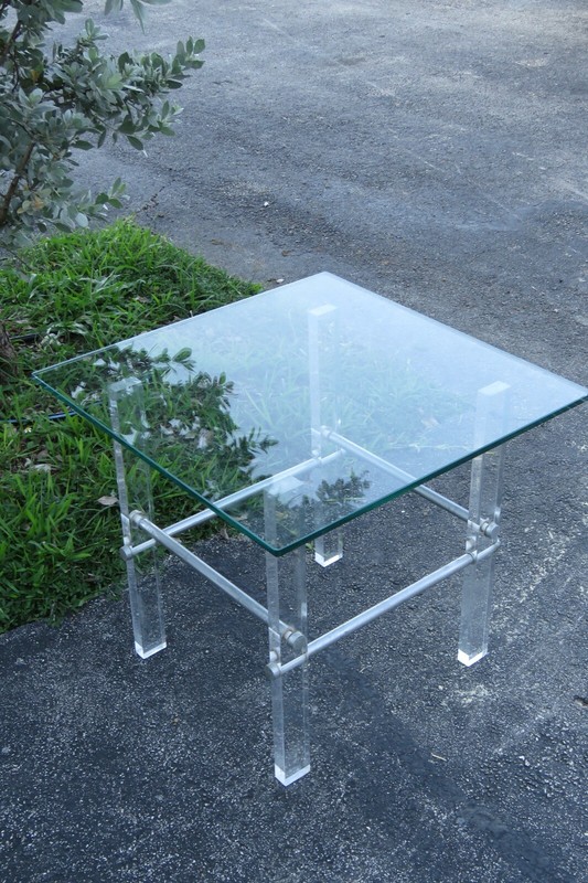 Mid Century Lucite Acrylic Glass Top Pair of Side Tables 2264 gallery