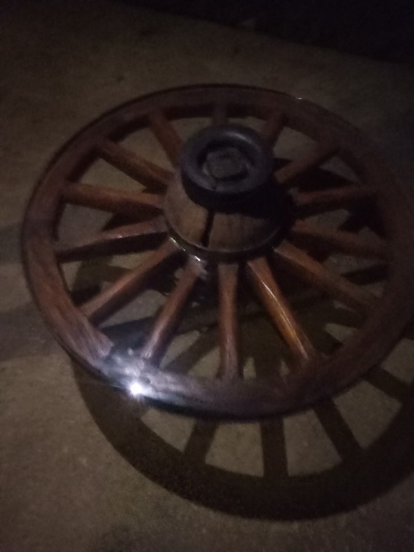 wagon wheel table
