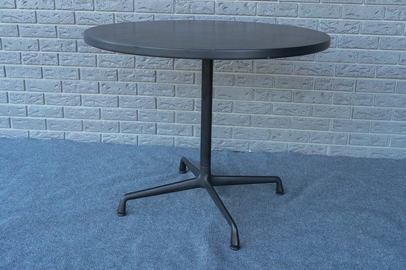 Mid Century Modern Herman Miller Eames Aluminum Group Round Office Dining Table