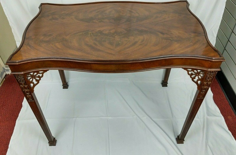 Baker Stately Homes Collection Flame Mahogany Carved Marlborough Tea Table gallery