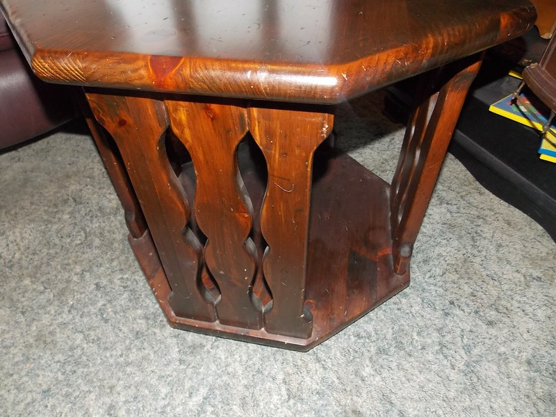 Old Tavern Pine Ethan Allen Swivel End Table (T348) (EA-20) gallery