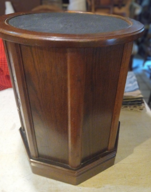 Mid Century Round Walnut Slate Top End Table / Side Table (ET782) gallery