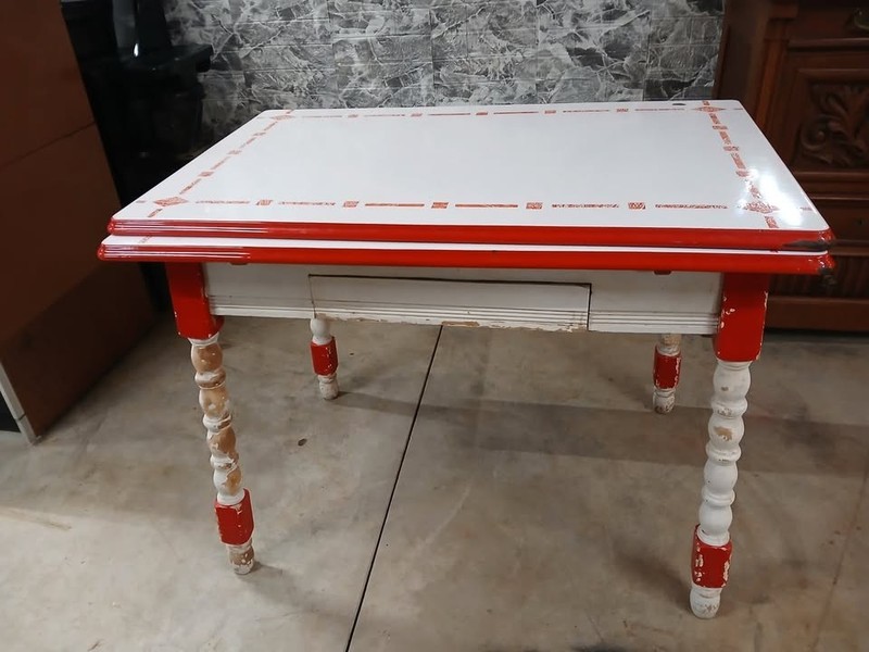 1938 Vintage INGRAM-RICHARDSON MFG. Porcelain Kitchen Farm Table