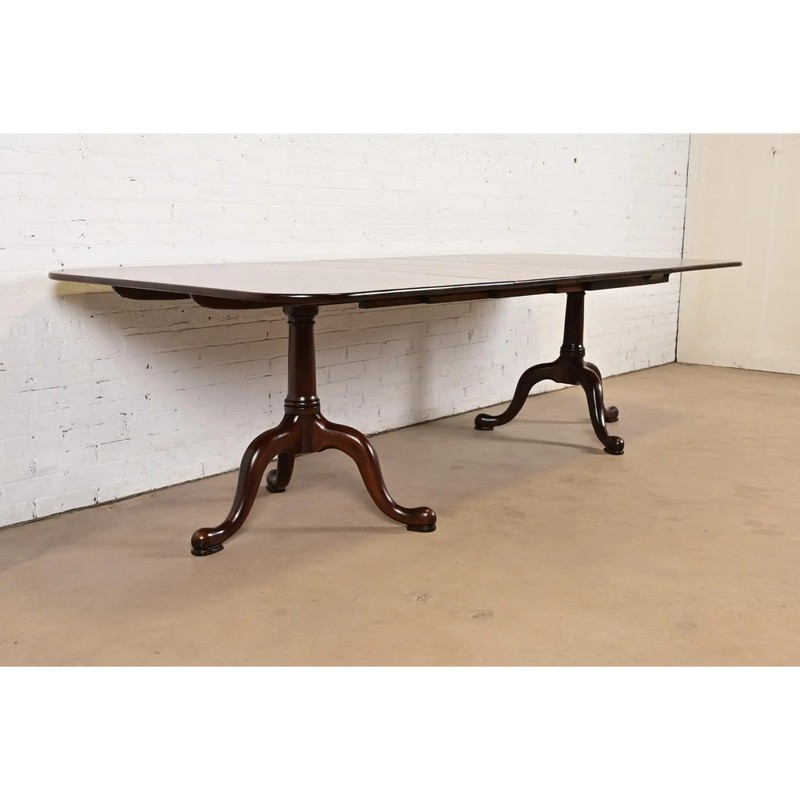 Henkel Harris Georgian Solid Mahogany Double Pedestal Extension Dining Table gallery
