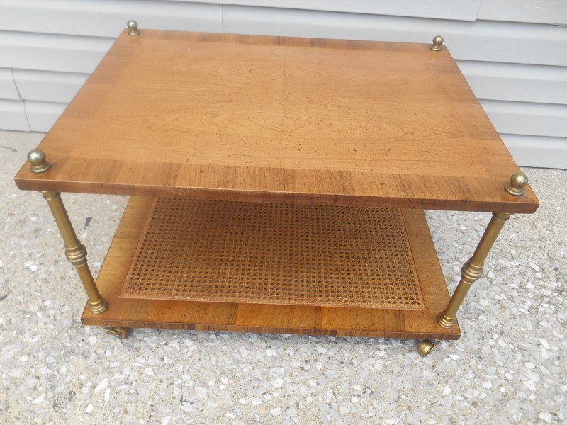 Vintage MCM Henredon Birdseye Inlaid Maple w Brass Columns and Casters End Table