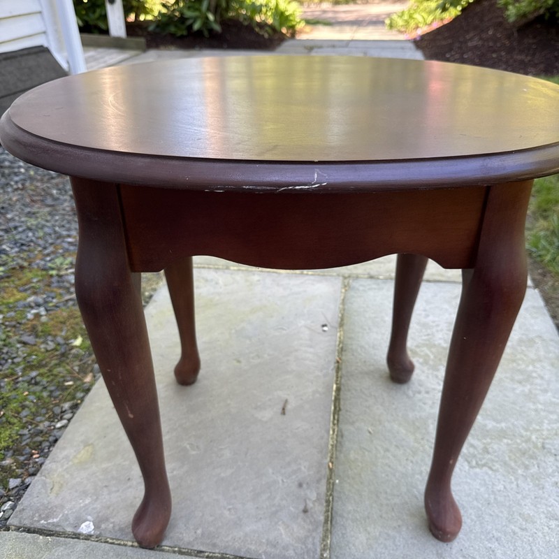 Vintage - Oval Side End Table gallery
