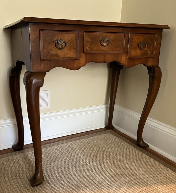 Vintage Queen Anne Style Burl Walnut Lowboy Console Table