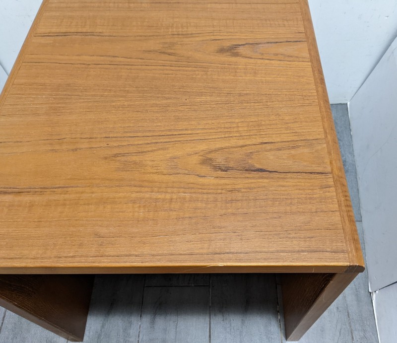 Vintage Mid Century Danish Modern Teak Wood Waterfall End Table B67 gallery