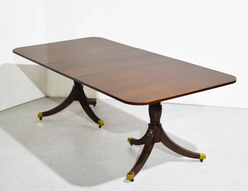 Mid Century Duncan Phyfe Style Dining table with Extensions 87in gallery