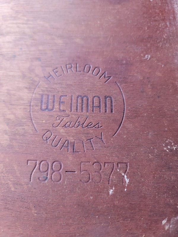 VINTAGE WEIMAN GEORGIAN STYLE TOOLED LEATHER TOP MAHOGANY COFFEE TABLE gallery