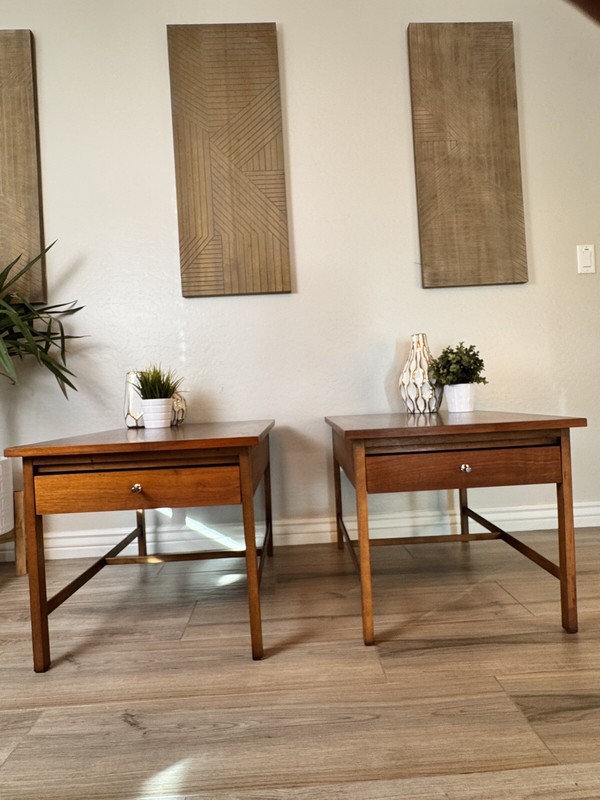 Paul McCobb for Lane Delineator Side Tables – A Pair