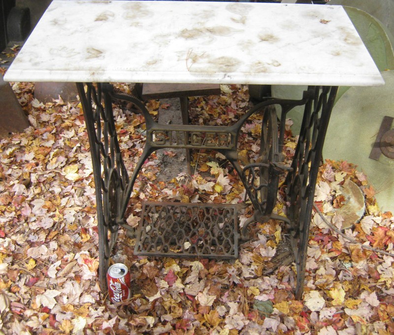 ANTIQUE SINGER SEWING MACHINE CAST IRON PATIO PLANT GARDEN MARBLE TABLE STAND US gallery