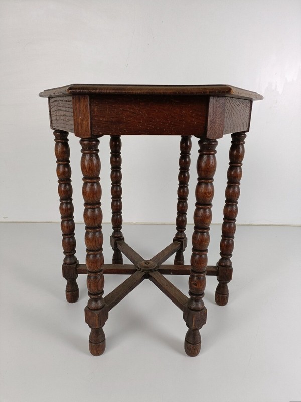 Antique Coffee Side Occasional Table Bobbin Legs Barn Farmhouse style gorgeous gallery