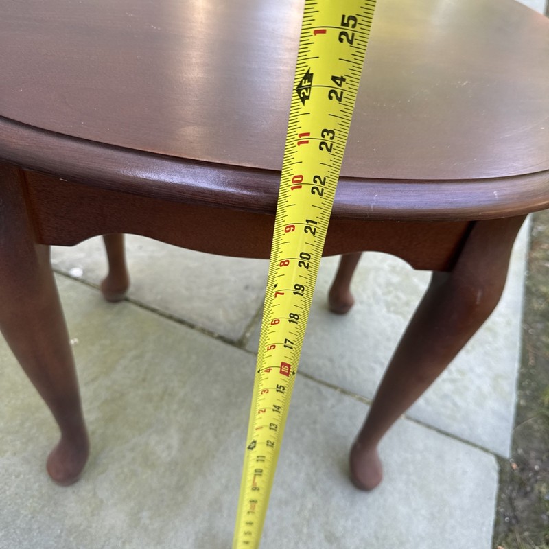 Vintage - Oval Side End Table gallery