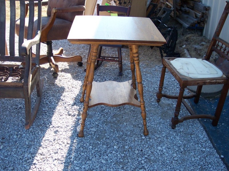 Solid Oak 2 Tier Parlor Table / Center Table (PRT35)