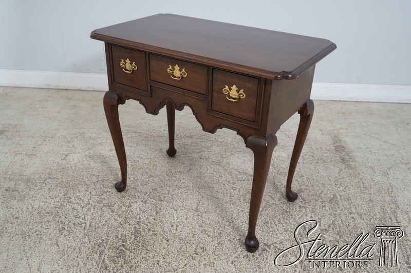 L62578EC: STICKLEY Queen Anne 3 Drawer Cherry Lowboy gallery