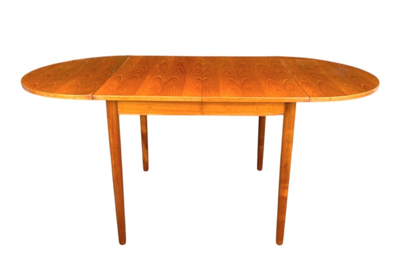 1960s Danish Modern Teak Extendable Dining Table With Tapered Legs gallery