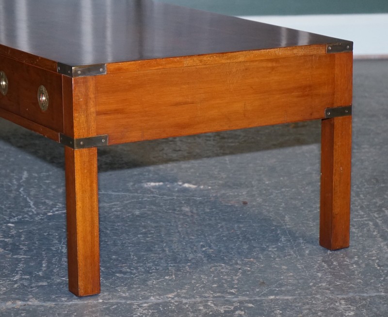 RESTORED BURR YEW & ELM BRASS MILITARY CAMPAIGN 3 DRAWER COFFEE TABLE gallery