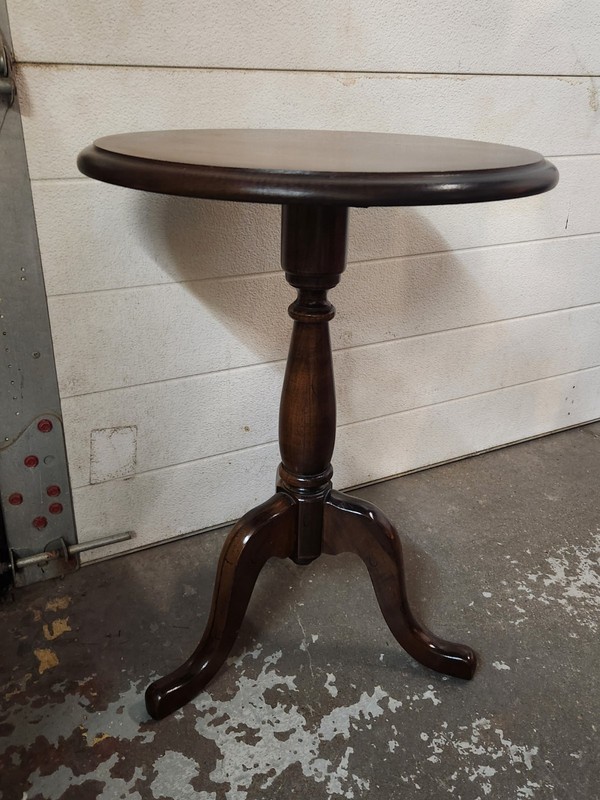 Mersman 8307 Mid-Century Solid Cherry Pedestal Tripod Lamp Table Candle Stand