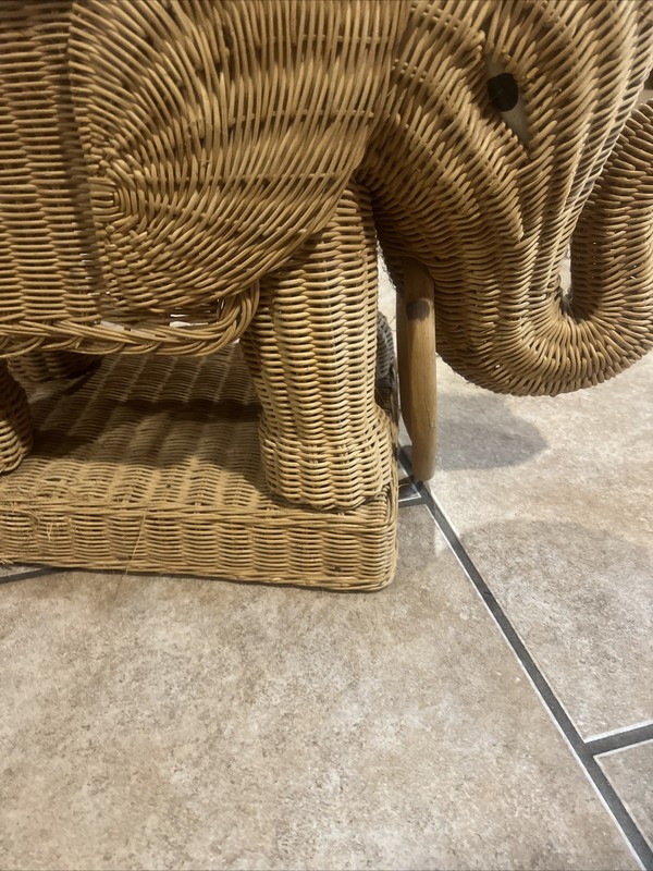 Vintage Rattan Wicker Elephant Side End Table Plant Stand ONE PIECE Original! gallery