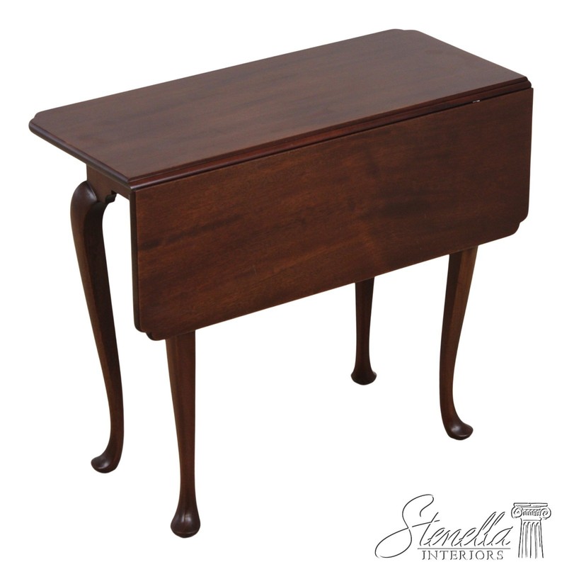 L72835: KITTINGER Colonial Williamsburg WF 1220 Mahogany Drop Leaf Side Table