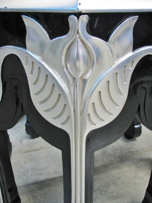 PAIR High-End Interior Crafts Octagonal Black Lacquer & Silver Leaf End Tables gallery