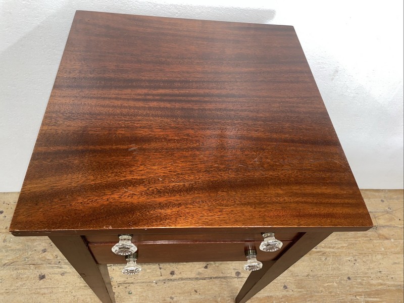 Vintage Mahogany 2 Drawer Table Nightstand lamp stand Glass knobs gallery