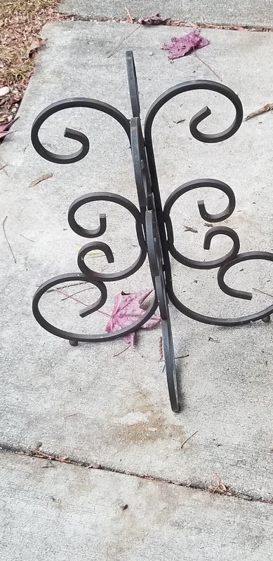 VINTAGE CAST IRON SCROLLED ACCENT / PATIO TABLE BASE 13"W X16"H gallery