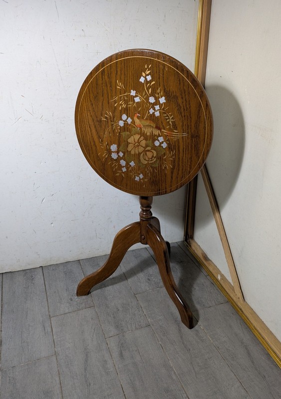 Vintage Oak Wood Round Tilt Top Pedestal Table Stenciled Rustic Country Cottage gallery