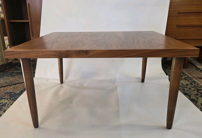Vintage Danish Mid Century Modern Coffee Table w Peg Legs