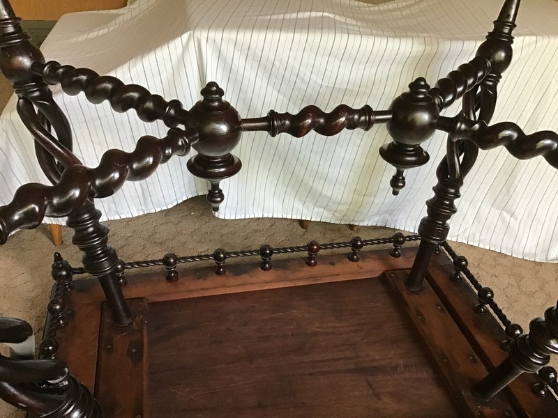 Merklen Brothers Victorian barley twist mahogany or oak parlor lamp table 19th C gallery