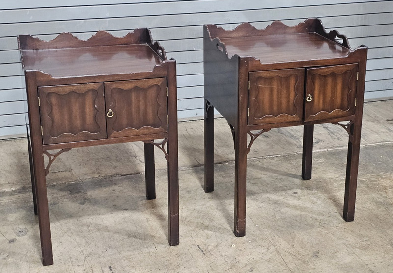 Pair Kittinger Williamsburg Mahogany Chippendale End Tables Night Stands CW 57 gallery