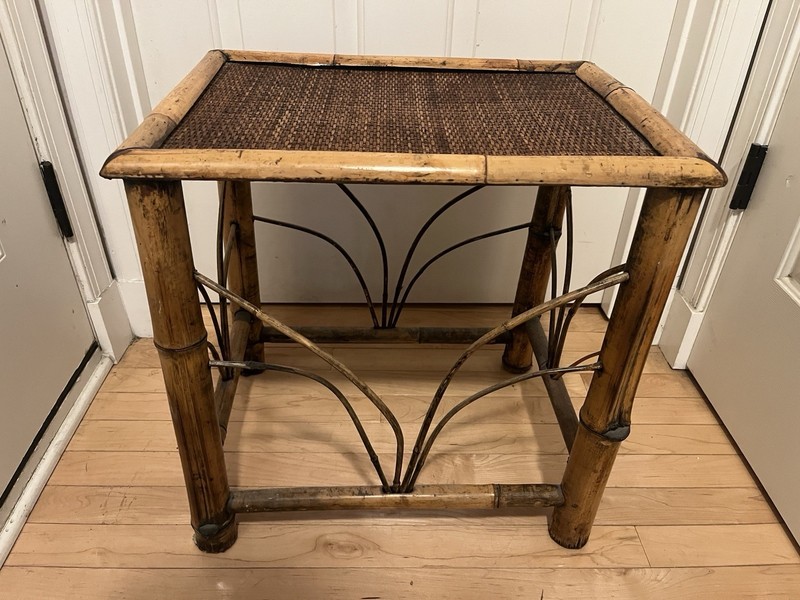 💙Vtg MCM Boho Chinoiserie Tortoise Cane Cage Bamboo Wicker Rattan Woven Table