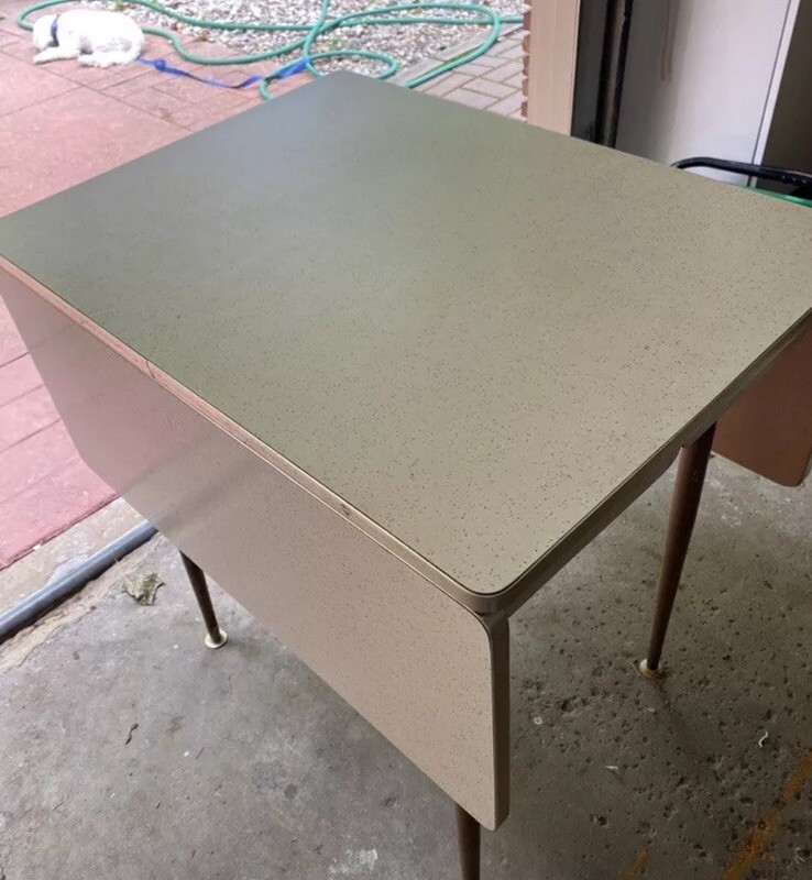 VTG MID CENTURY MODERN MCM DROP LEAF TABLE— one leaf hinge needs to be replaced gallery