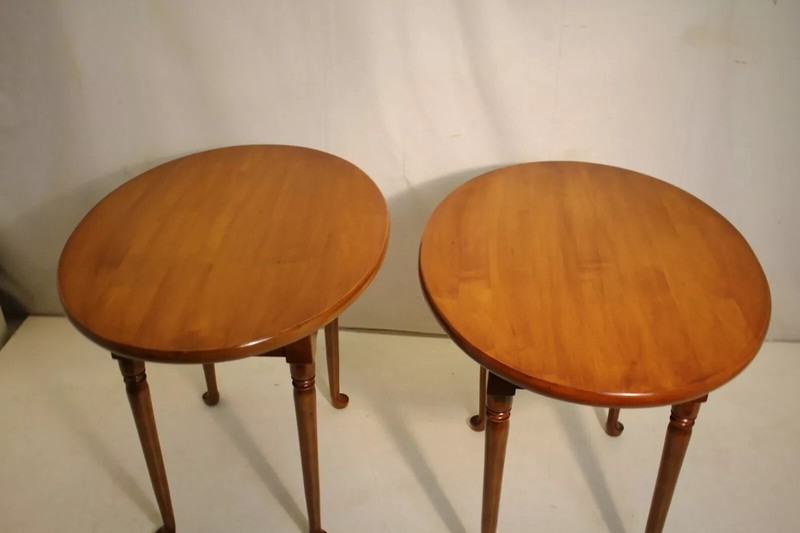 Great Pair of Queen Anne Style Solid Maple Oval Side End Tables gallery