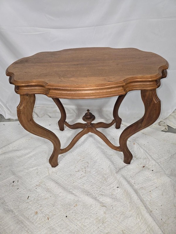 Antique Victorian Walnut Turtle Top Table | Serpentine Parlor Accent Table