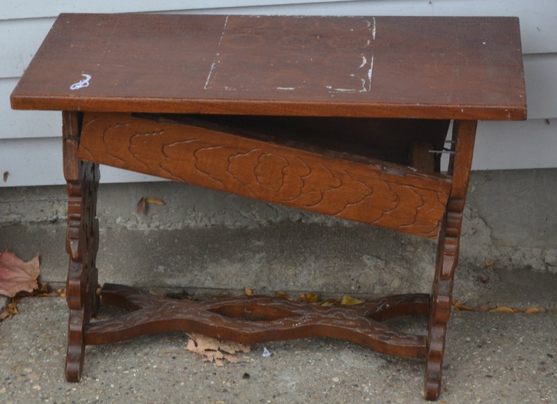 Vintage Hand Crafted Ornate Carved Sides End Table Stand FOR REPAIR