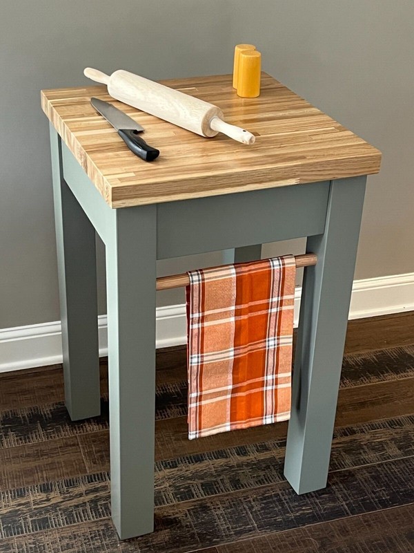 Brand New Custom Oak 30×19″ Butcher Block Working Table; Green; Local Pick Up
