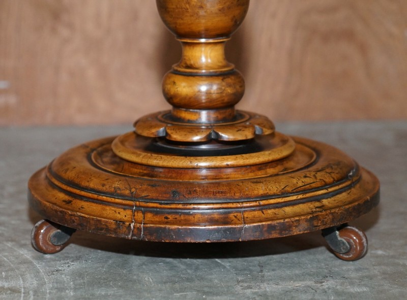 MUST SEE FINE SUPER RARE ORIGINAL VICTORIAN POLLARD OAK SIDE END LAMP WINE TABLE gallery